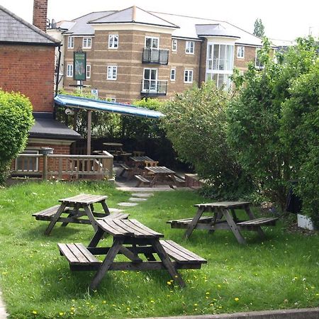 Jolly Brewers Free House Inn บิชอป สตอร์ทฟอร์ด ภายนอก รูปภาพ