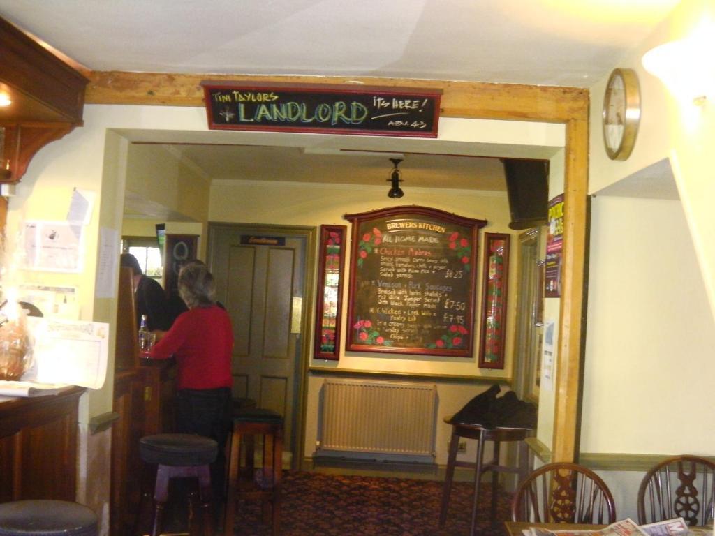 Jolly Brewers Free House Inn บิชอป สตอร์ทฟอร์ด ภายนอก รูปภาพ