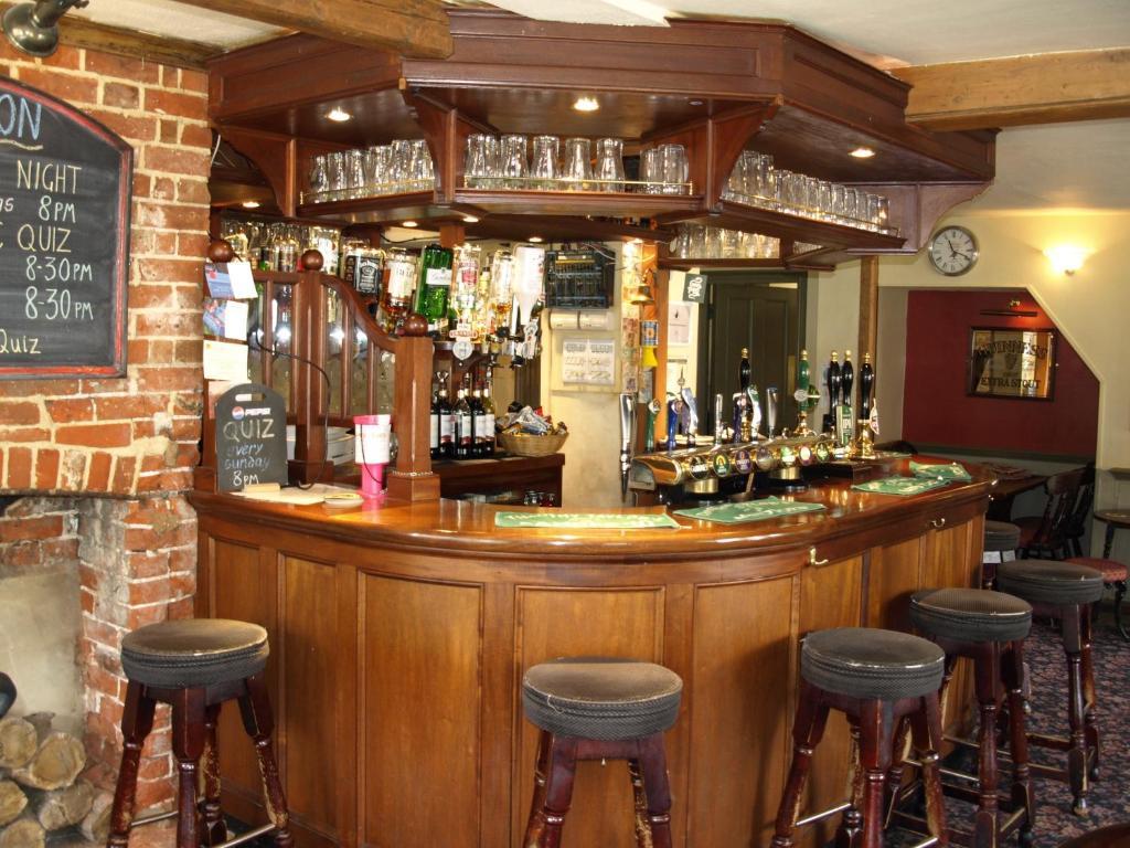 Jolly Brewers Free House Inn บิชอป สตอร์ทฟอร์ด ภายนอก รูปภาพ