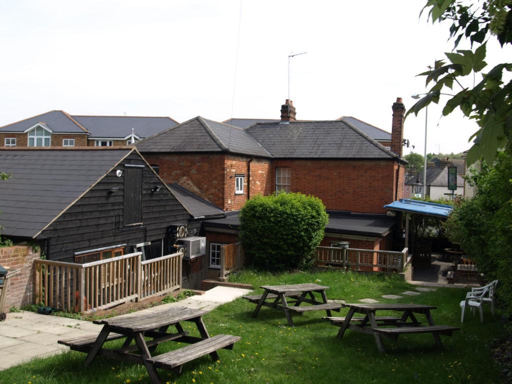 Jolly Brewers Free House Inn บิชอป สตอร์ทฟอร์ด ภายนอก รูปภาพ