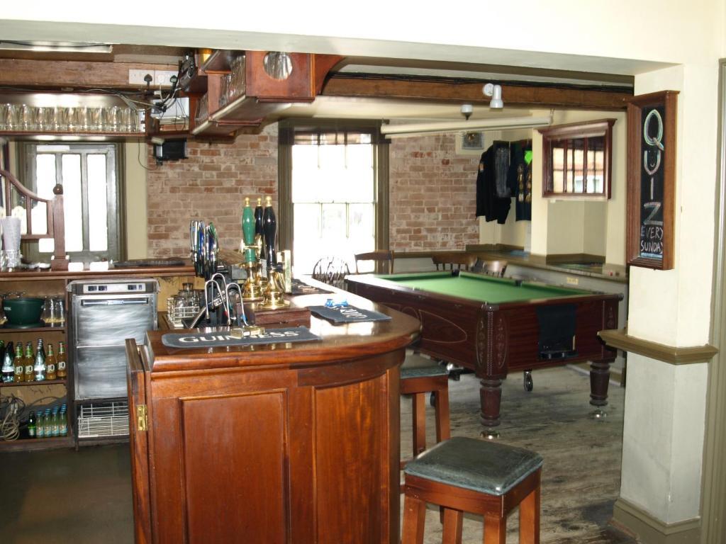 Jolly Brewers Free House Inn บิชอป สตอร์ทฟอร์ด ภายนอก รูปภาพ